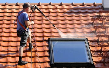 roof cleaning Hanningfields Green, Suffolk
